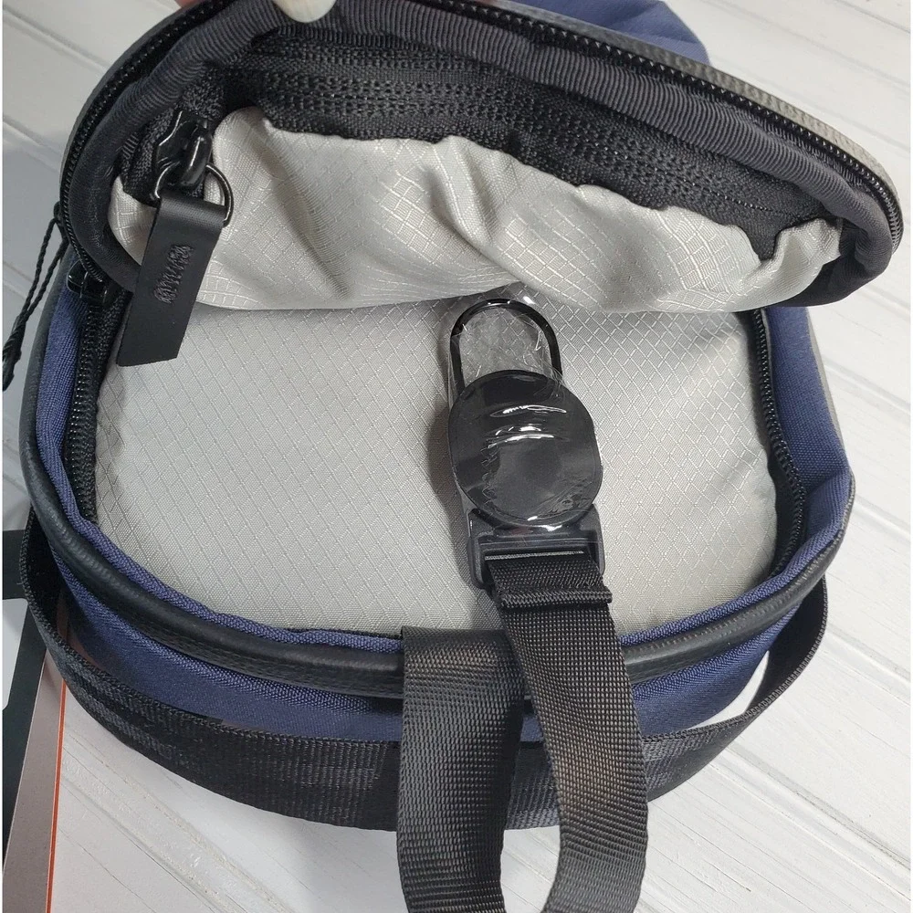 NWT ALPAKA Metro Sling Bag V2, RFID Blocking Crossbody Blue | Axoflux 300D‎